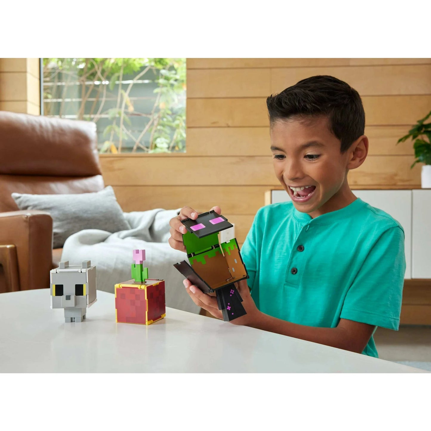 Minecraft Flippin’ Figs Figures Collection, 2-in-1 Fidget Play - Bee