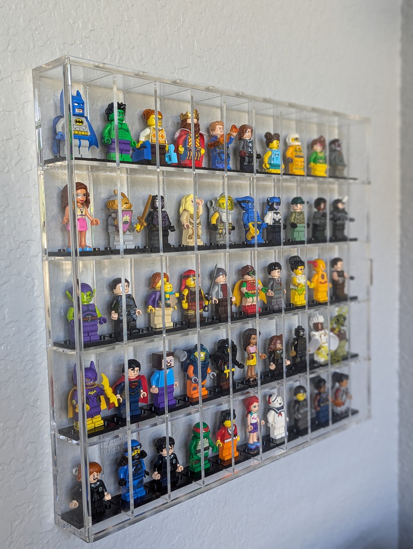 Minifigure Display