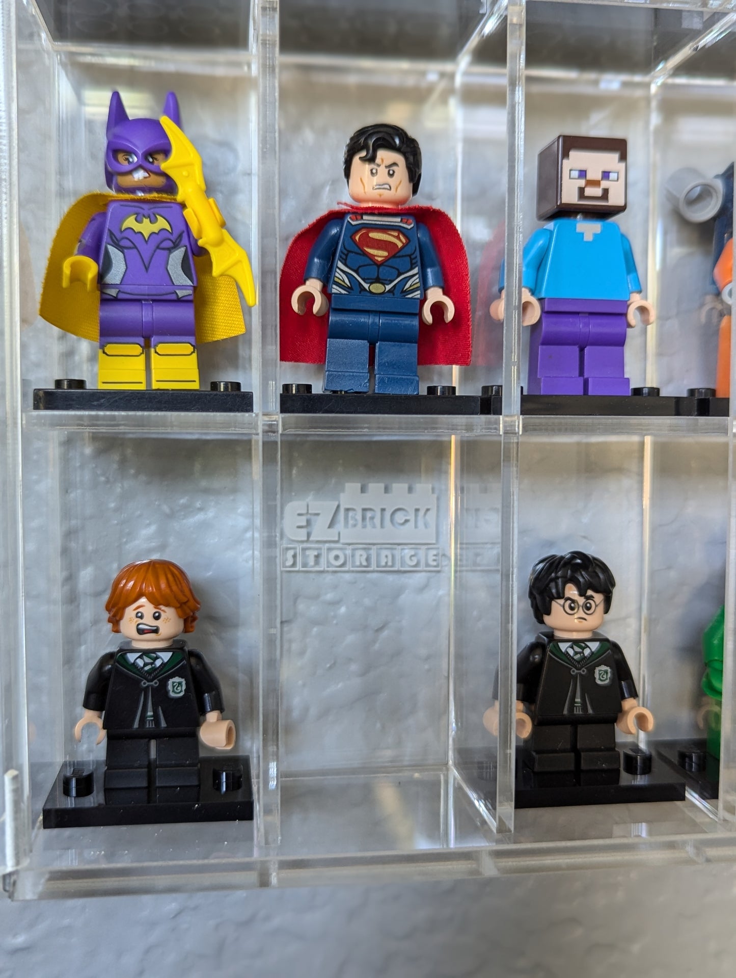 Minifigure Display