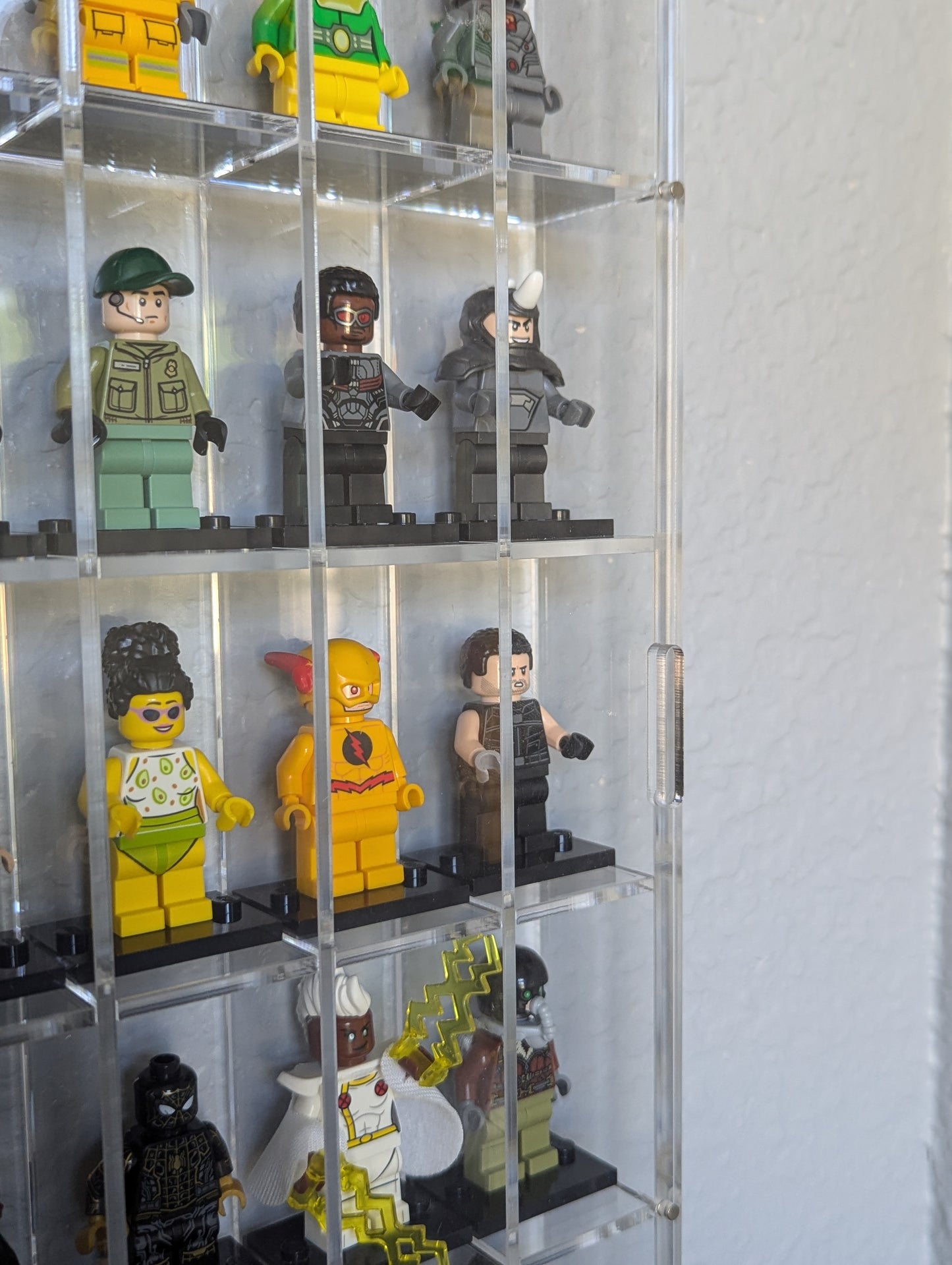 Minifigure Display